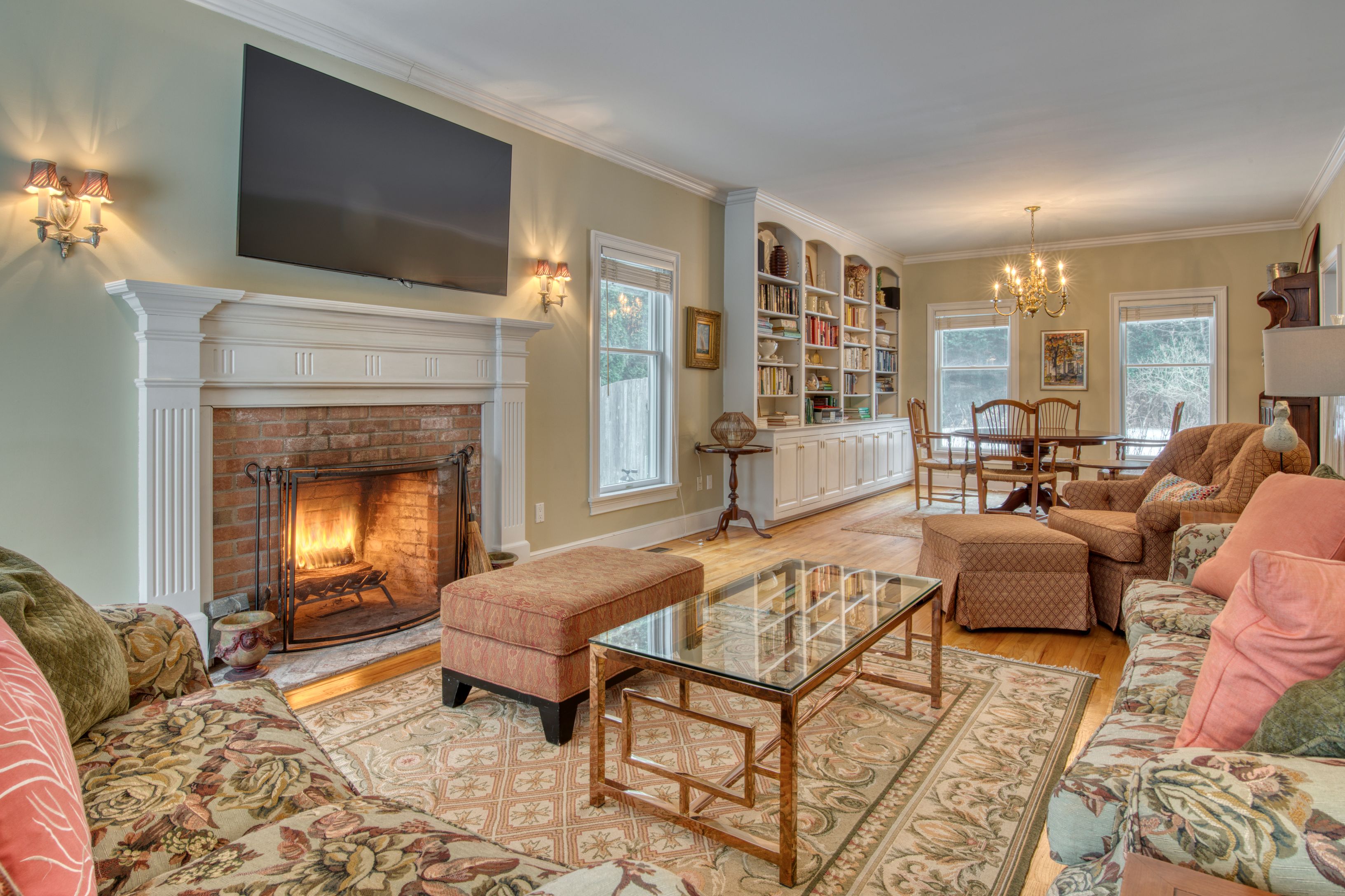 144 Coopers Farm Road Southampton, NY 11968 - Photo 6 of 17