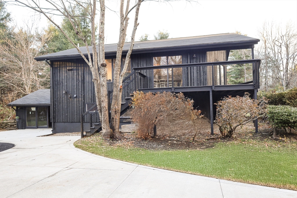 506 Skyline Trail Chester, MA 01011 - Photo 2 of 18