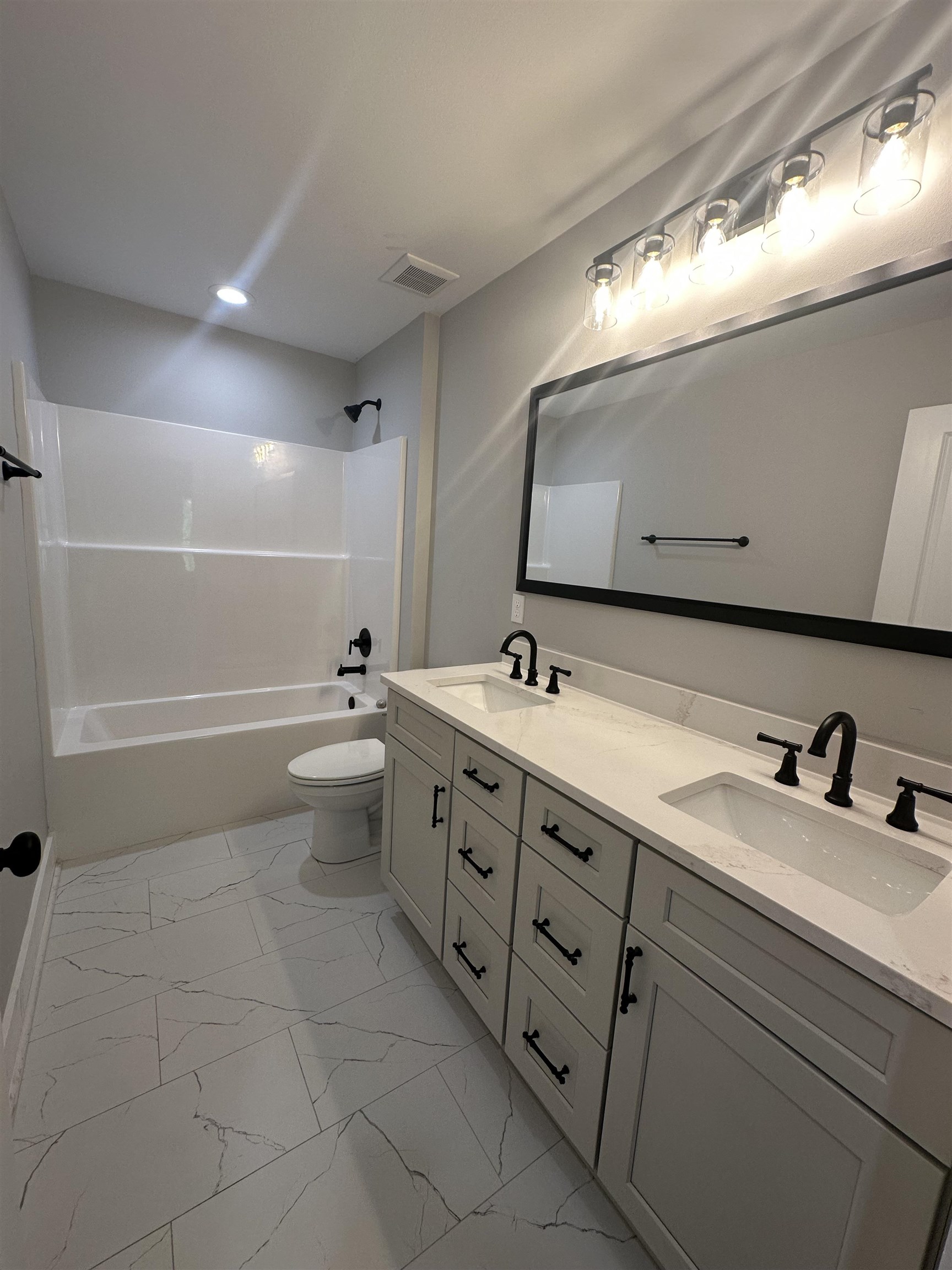 767 Wakulla Arran Road Crawfordville, FL 32327 - Photo 5 of 14