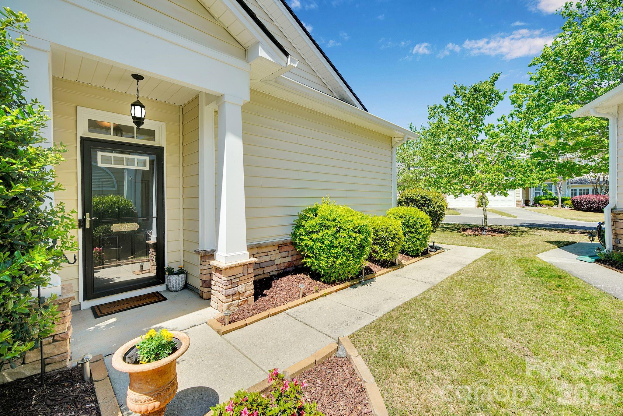 602 Pine Links Drive Tega Cay, SC 29708 - Photo 4 of 34