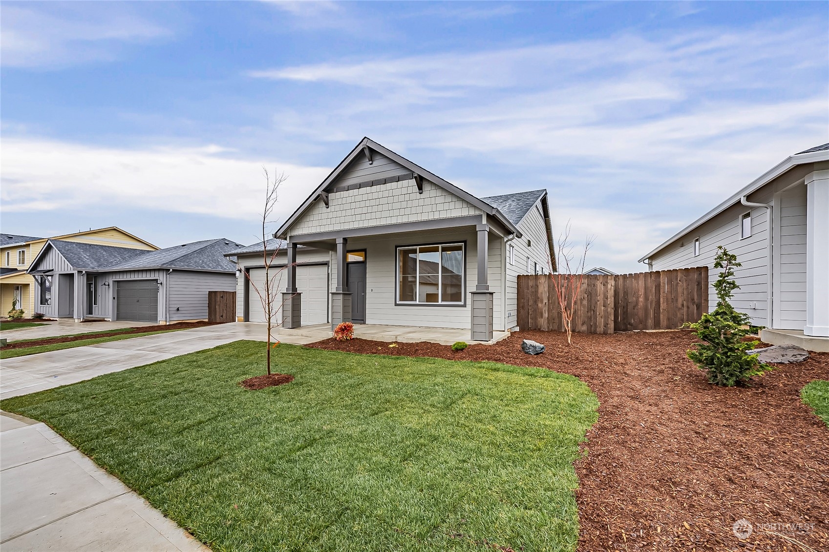 408 Pagget Avenue Winlock, WA 98596 - Photo 3 of 33