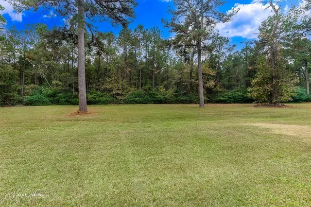 a view of a lake with houses