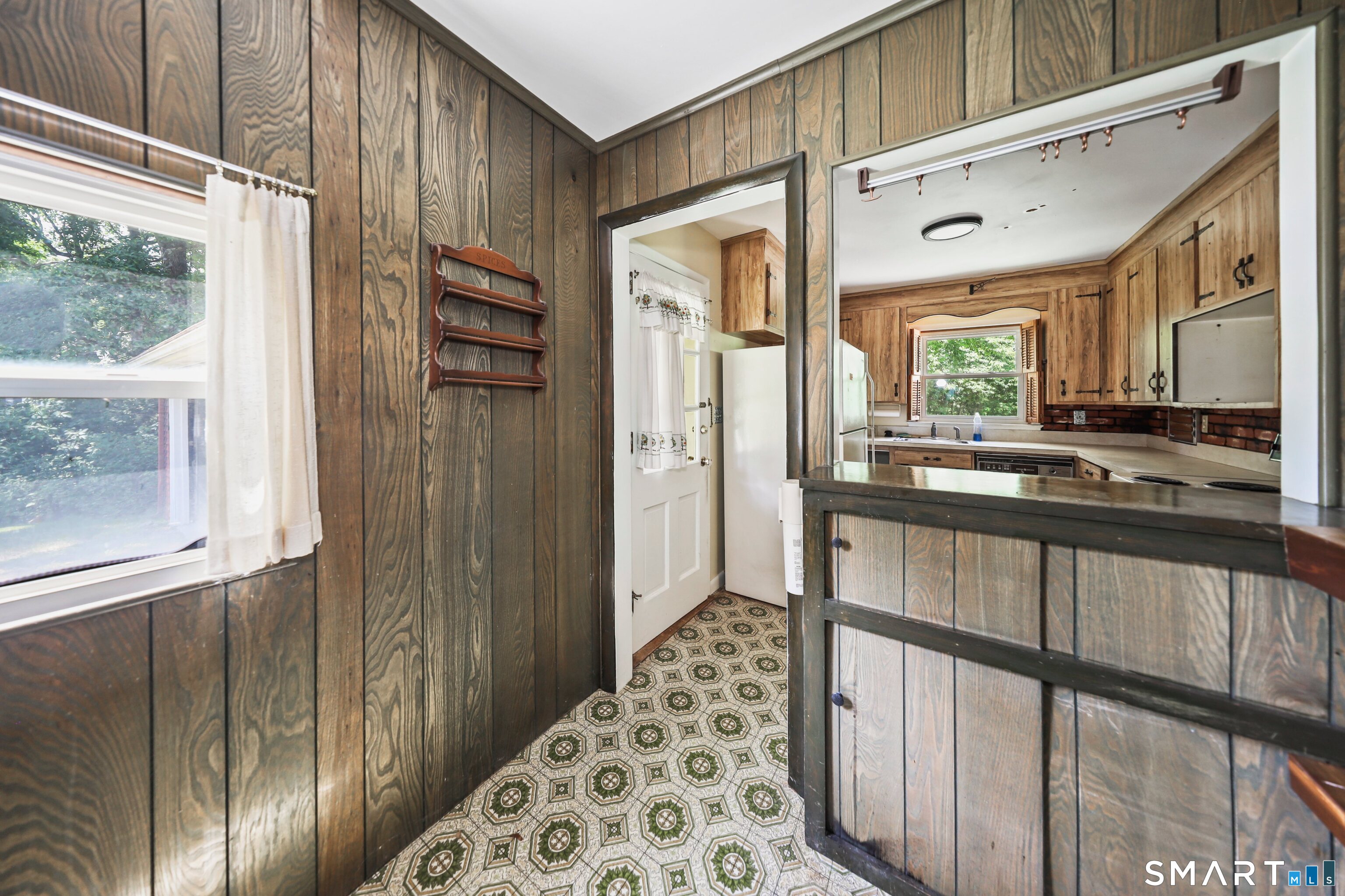 339 Spring Hill Road Monroe, CT 06468 - Photo 7 of 29