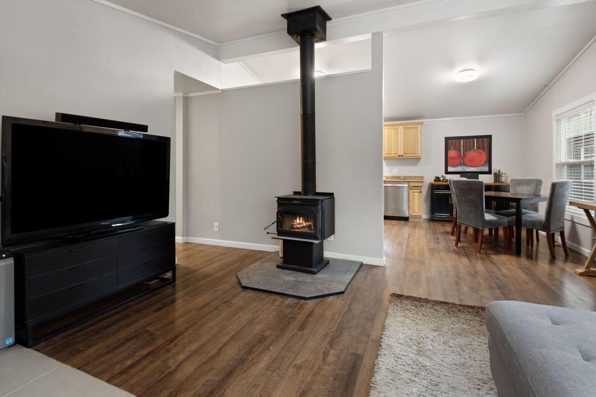 55818 Black Duck Road Bend, OR 97707 - Photo 8 of 24 Certified Woodstove