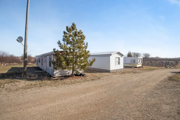 $769,000 | 7937 Hochberger Road, Eau Claire, MI 49111