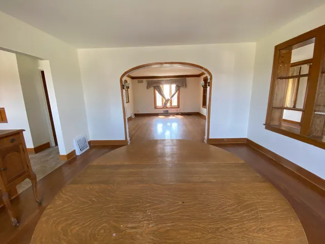 $769,000 | 7937 Hochberger Road, Eau Claire, MI 49111