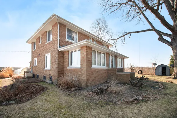 $769,000 | 7937 Hochberger Road, Eau Claire, MI 49111