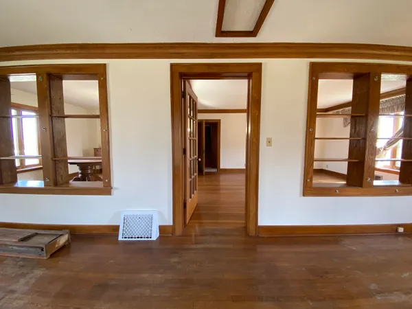 $769,000 | 7937 Hochberger Road, Eau Claire, MI 49111