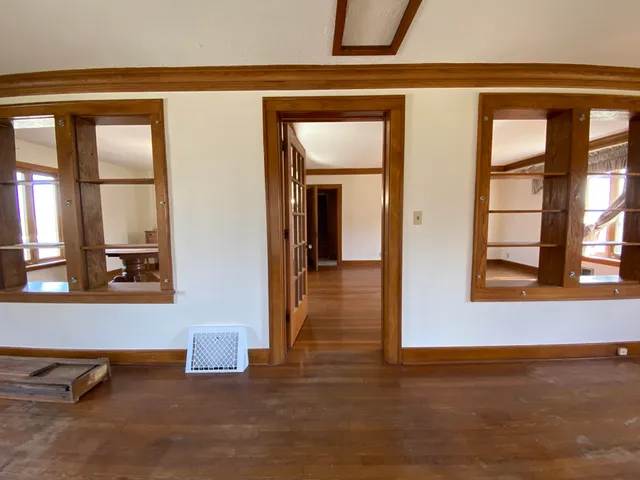 $769,000 | 7937 Hochberger Road, Eau Claire, MI 49111