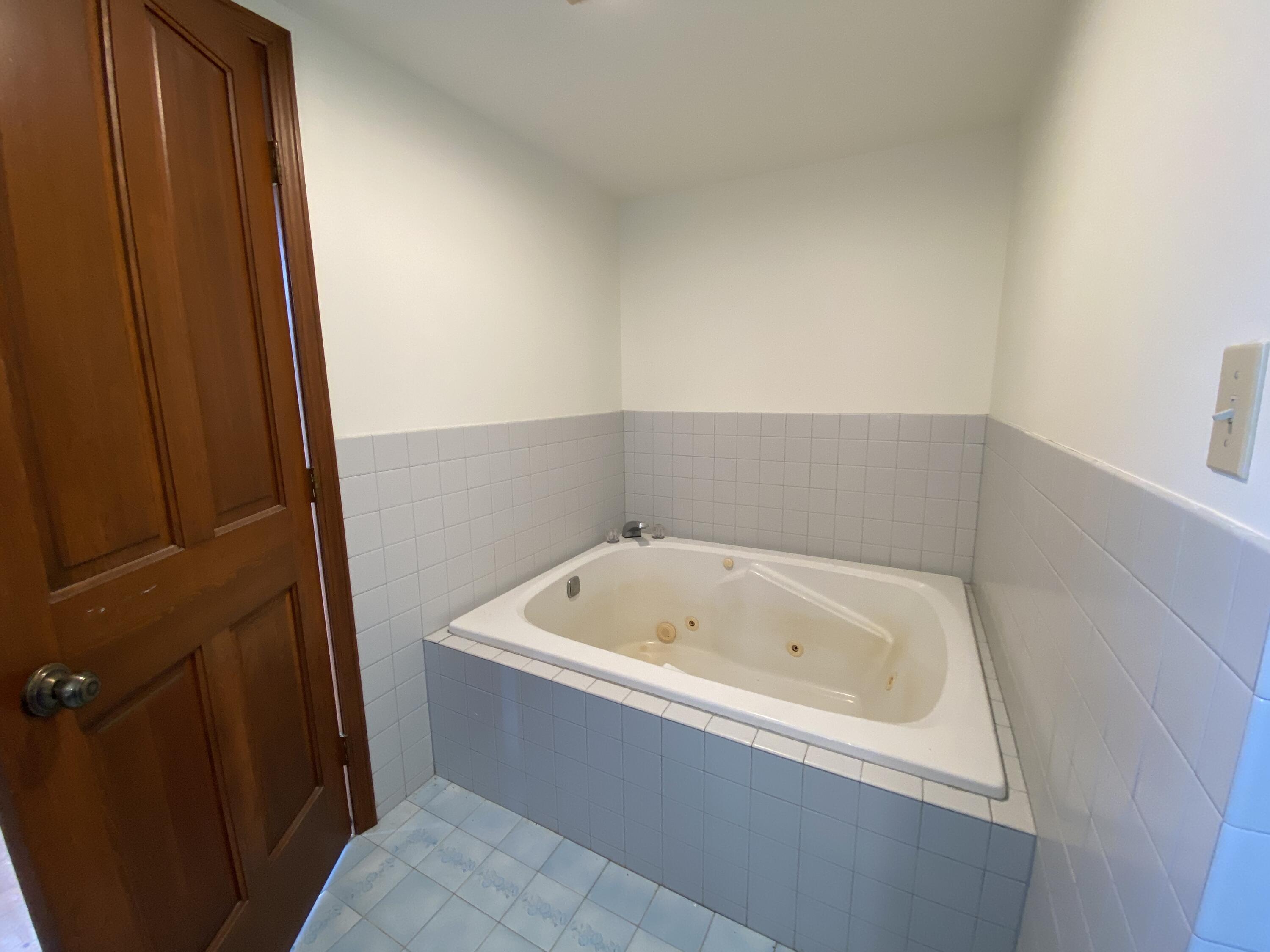 7937 Hochberger Road Eau Claire, MI 49111 - Photo 27 of 39 IMG_4870