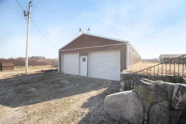 $769,000 | 7937 Hochberger Road, Eau Claire, MI 49111