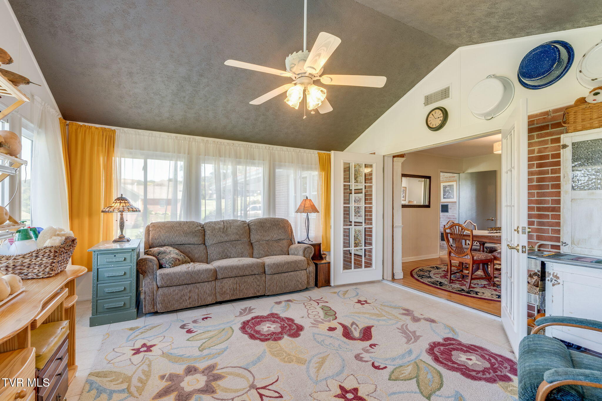 226 Boonesboro Road Gray, TN 37615 - Photo 17 of 62 016