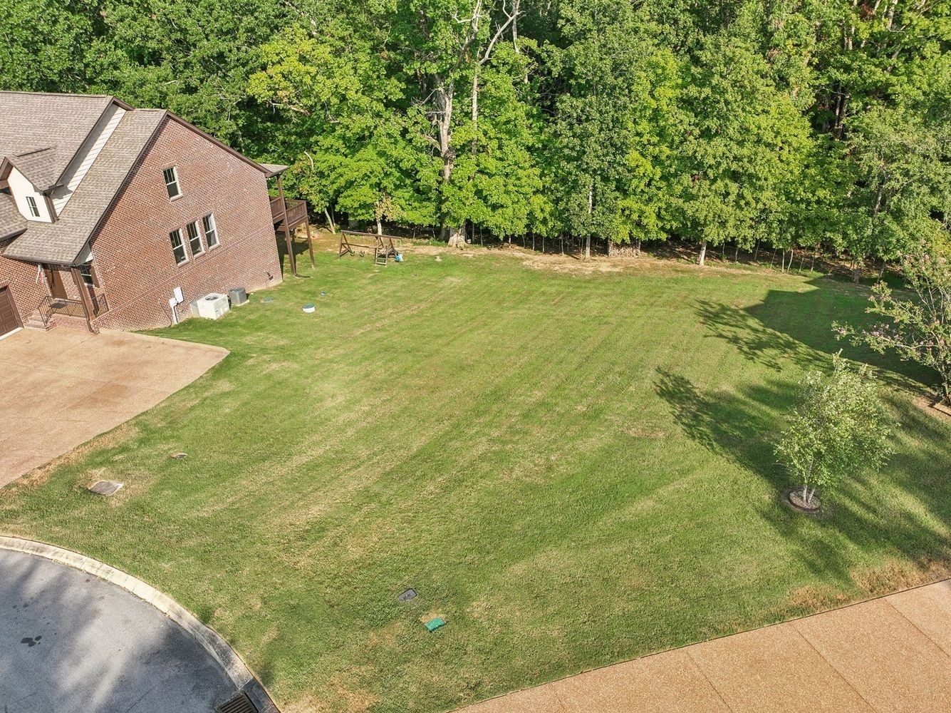 402 Zephyr Cove Lebanon, TN 37087 - Photo 11 of 27 a view of a indoor basketball court