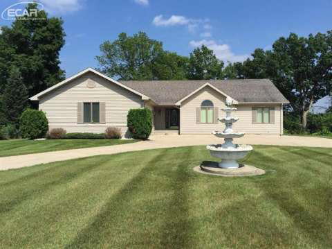 8538 North Seymour Road Flushing, MI 48433 - Photo 1 of 27 20427135.JPG