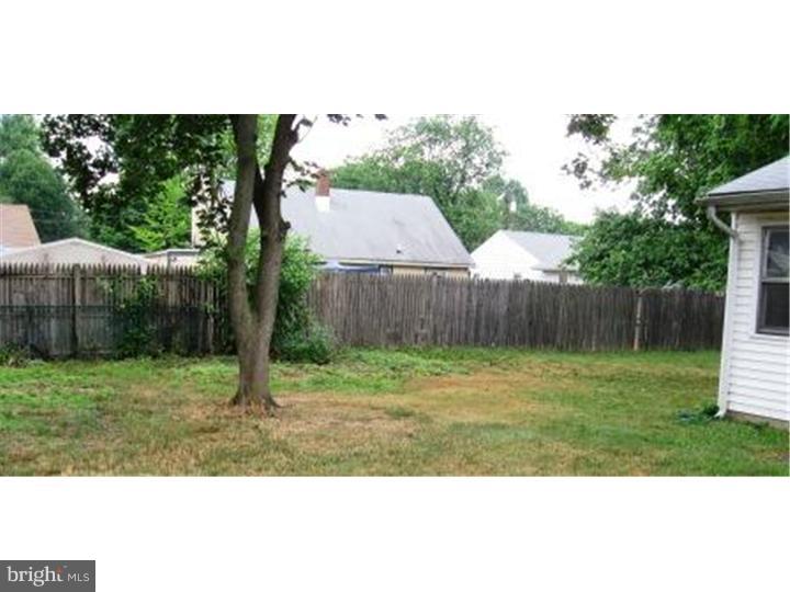 921 Rigg Road Burlington, NJ 08016 - Photo 3 of 3 Exterior Back