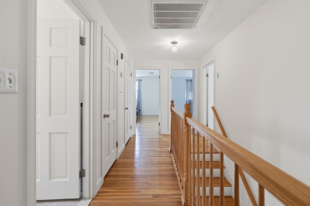 19 Belmont Road Wakefield, MA 01880 - Photo 28 of 42