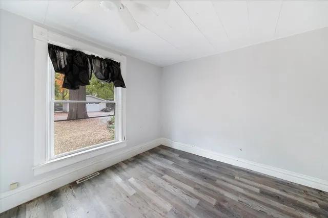 $117,500 | 819 East Center Street, Monticello, IL 61856