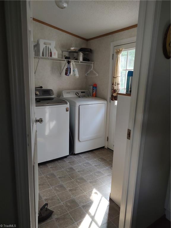 1090 Chestnut Grove Road King, NC 27021 - Photo 13 of 26
