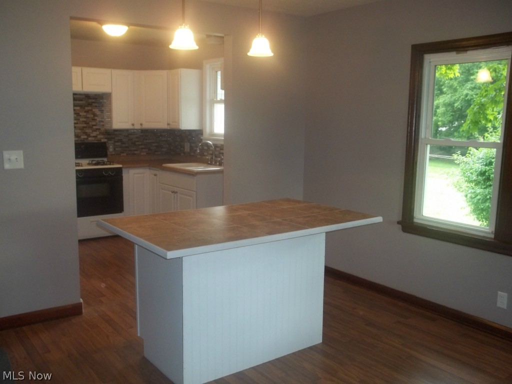 1318 Walnut Road Southwest Massillon, OH 44647 - Photo 6 of 21 Gallery Image 6