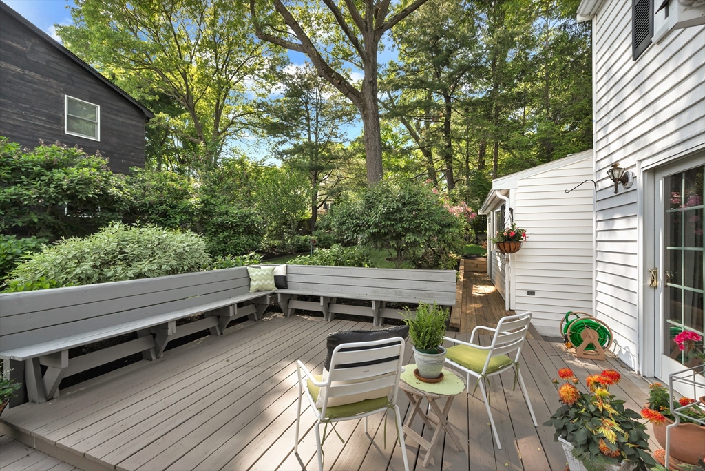 98 Spring Avenue Arlington, MA 02476 - Photo 9 of 38 Gallery Image 9