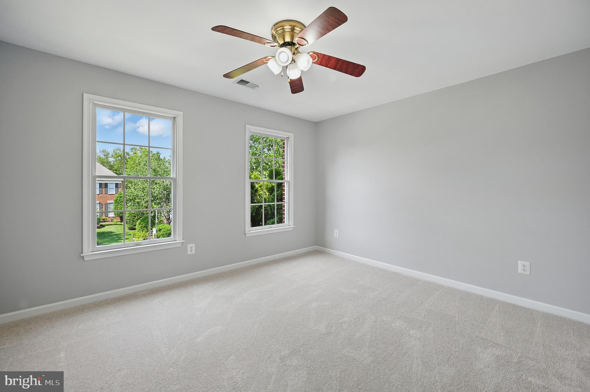 10861 Hunter Gate Way Reston, VA 20194 - Photo 45 of 79 Bedroom #4 Front Corner