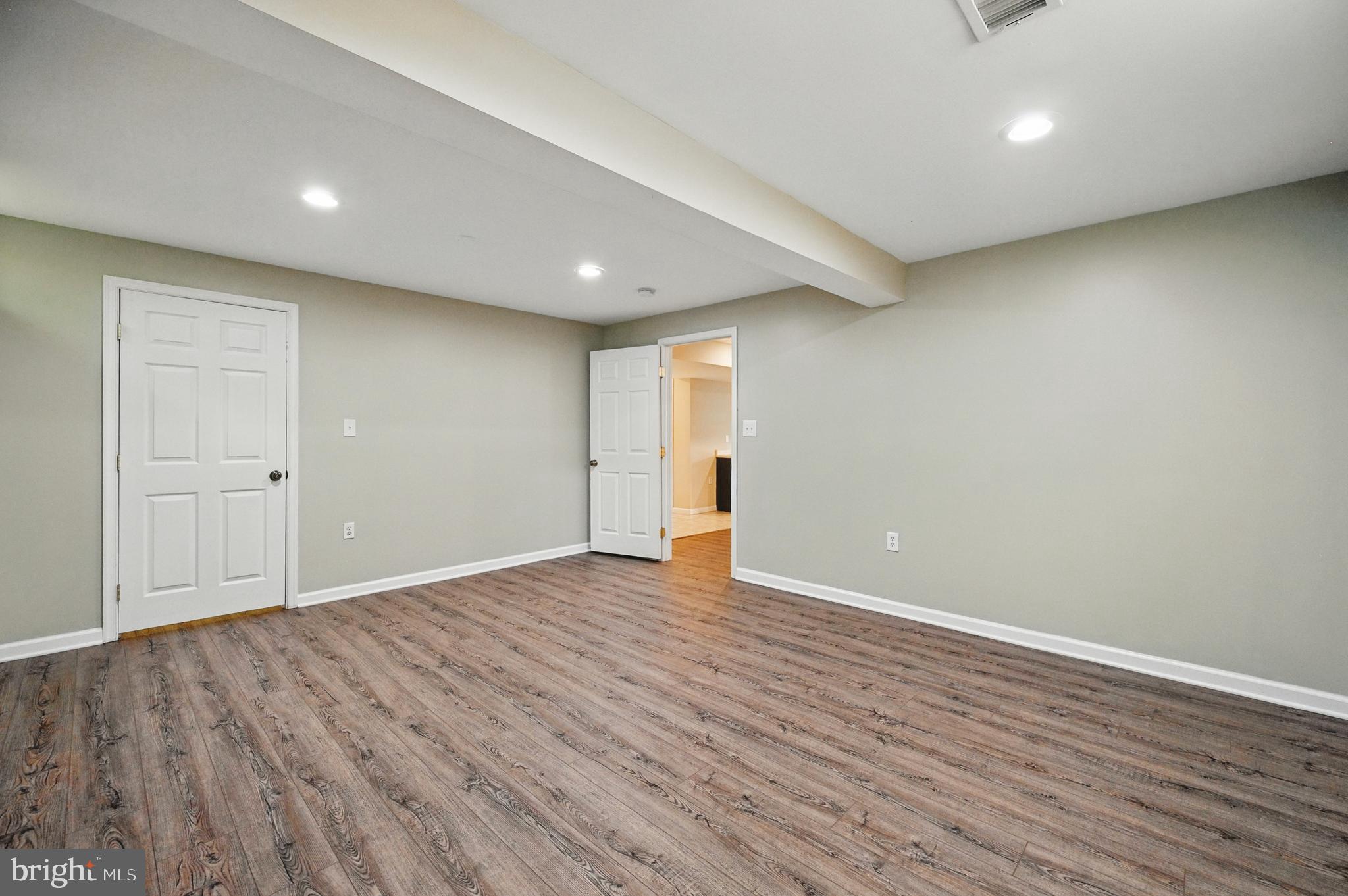 10861 Hunter Gate Way Reston, VA 20194 - Photo 57 of 79 Den/Potential 5th Bedroom with walk in closet