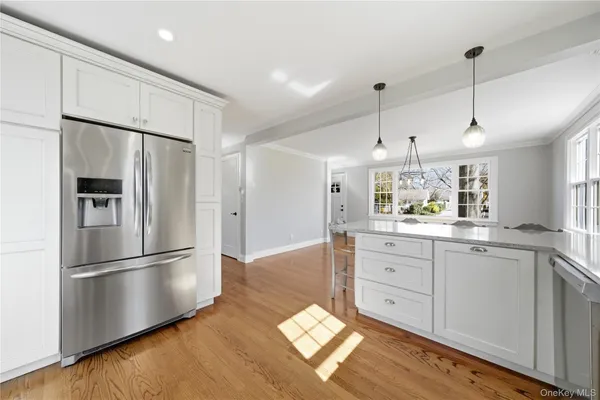 $725,000 | 46 South Ireland Place, Amityville, NY 11701