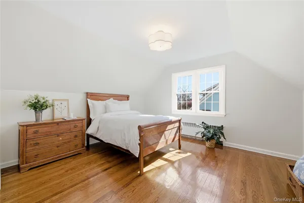 $725,000 | 46 South Ireland Place, Amityville, NY 11701
