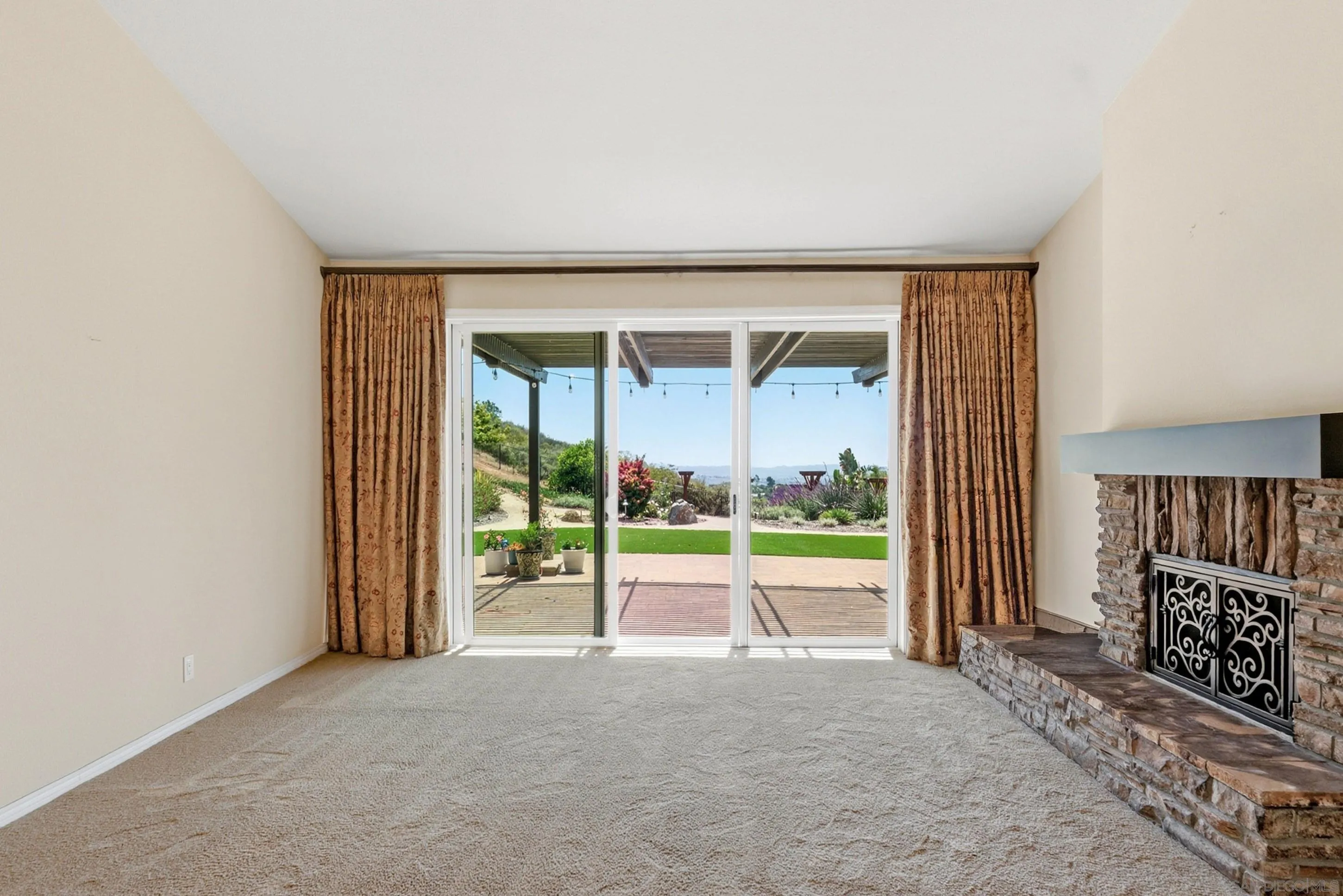 14505 Wildgrove Road Poway, CA 92064 - Photo 12 of 55 Gallery Image 12