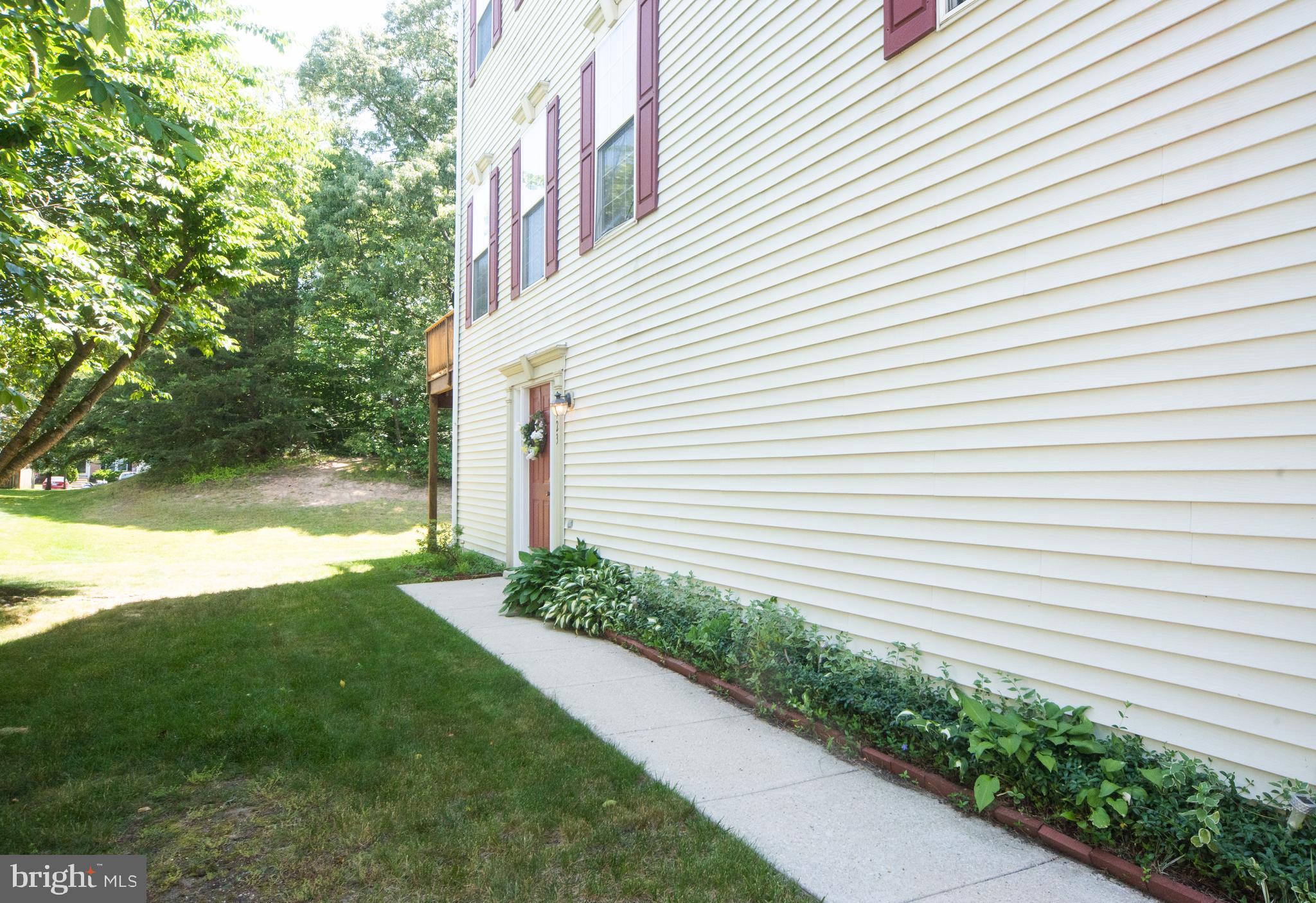 2723 Summers Ridge Drive Odenton, MD 21113 - Photo 4 of 28 Gallery Image 4