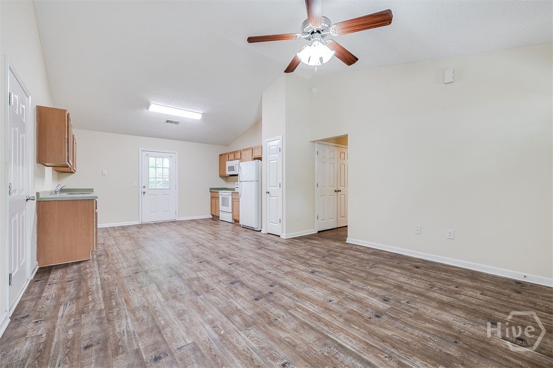 109 Pine Thicket Way Springfield, GA 31329 - Photo 5 of 26