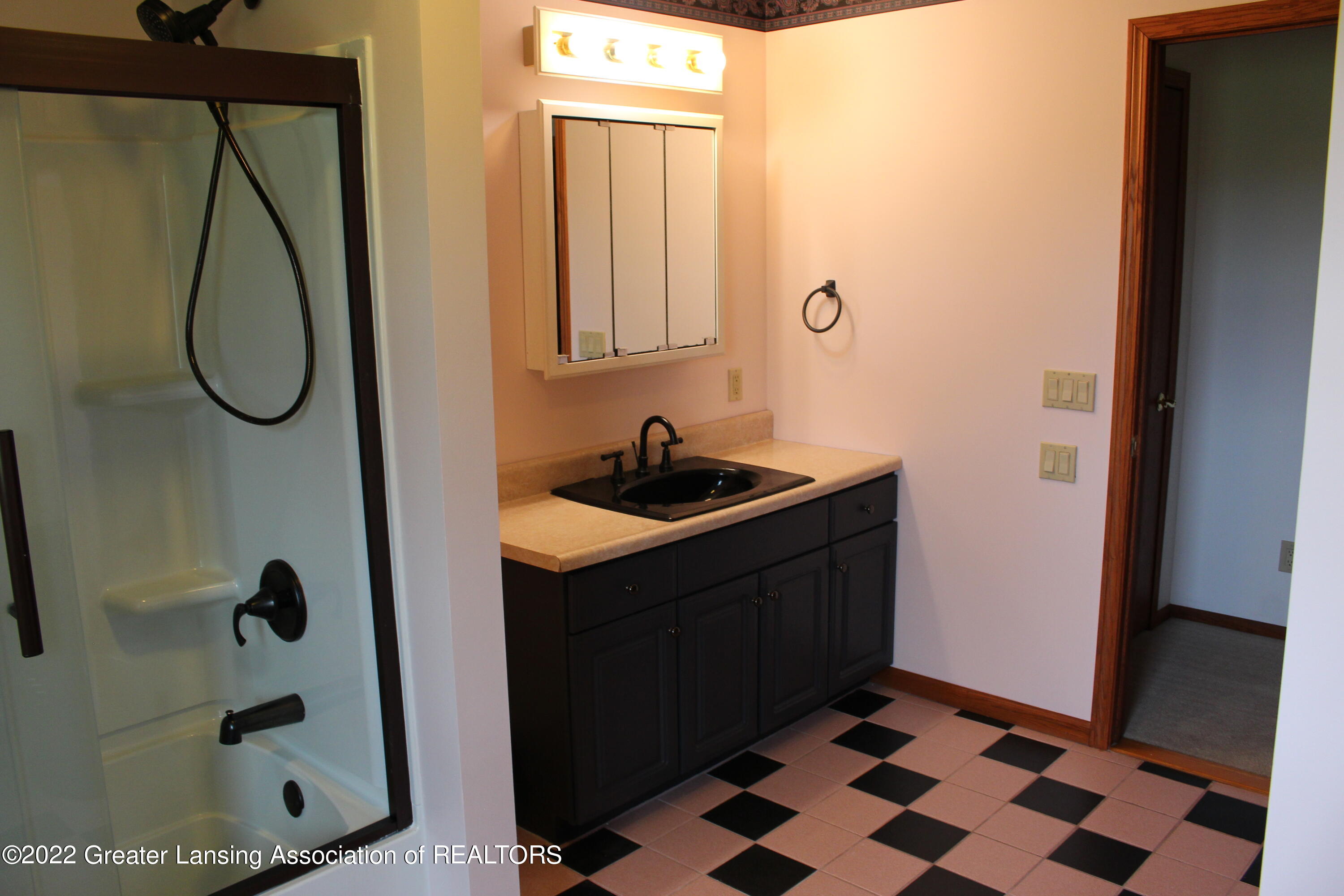 3618 West Kipp Road Mason, MI 48854 - Photo 23 of 43 IMG_2555