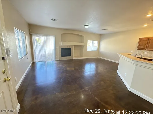 $1,762 | 1089 Elation Lane, Unit 103, Henderson, NV 89002