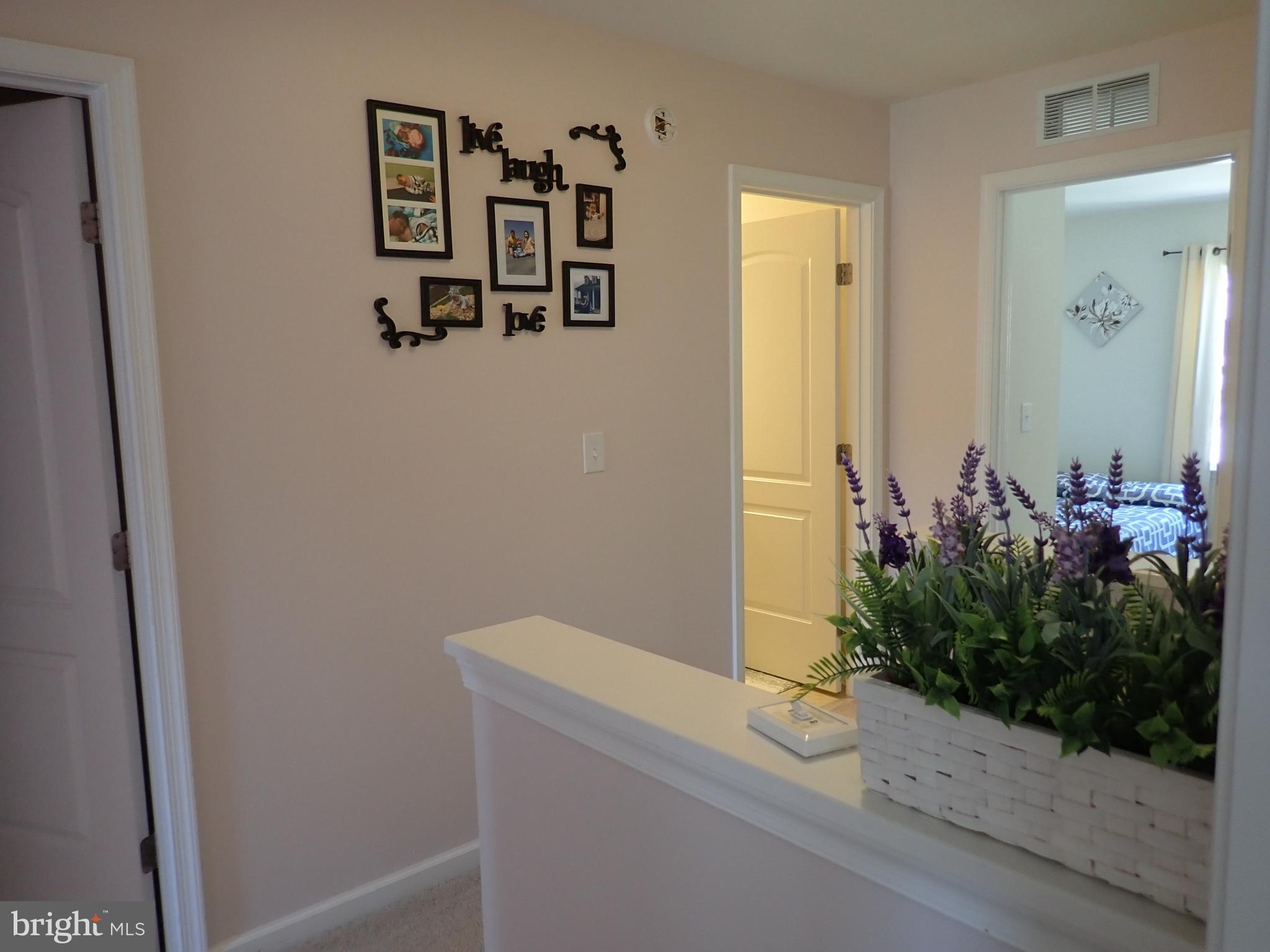 516 Claiborne Road North East, MD 21901 - Photo 36 of 81 Upstairs Hallway