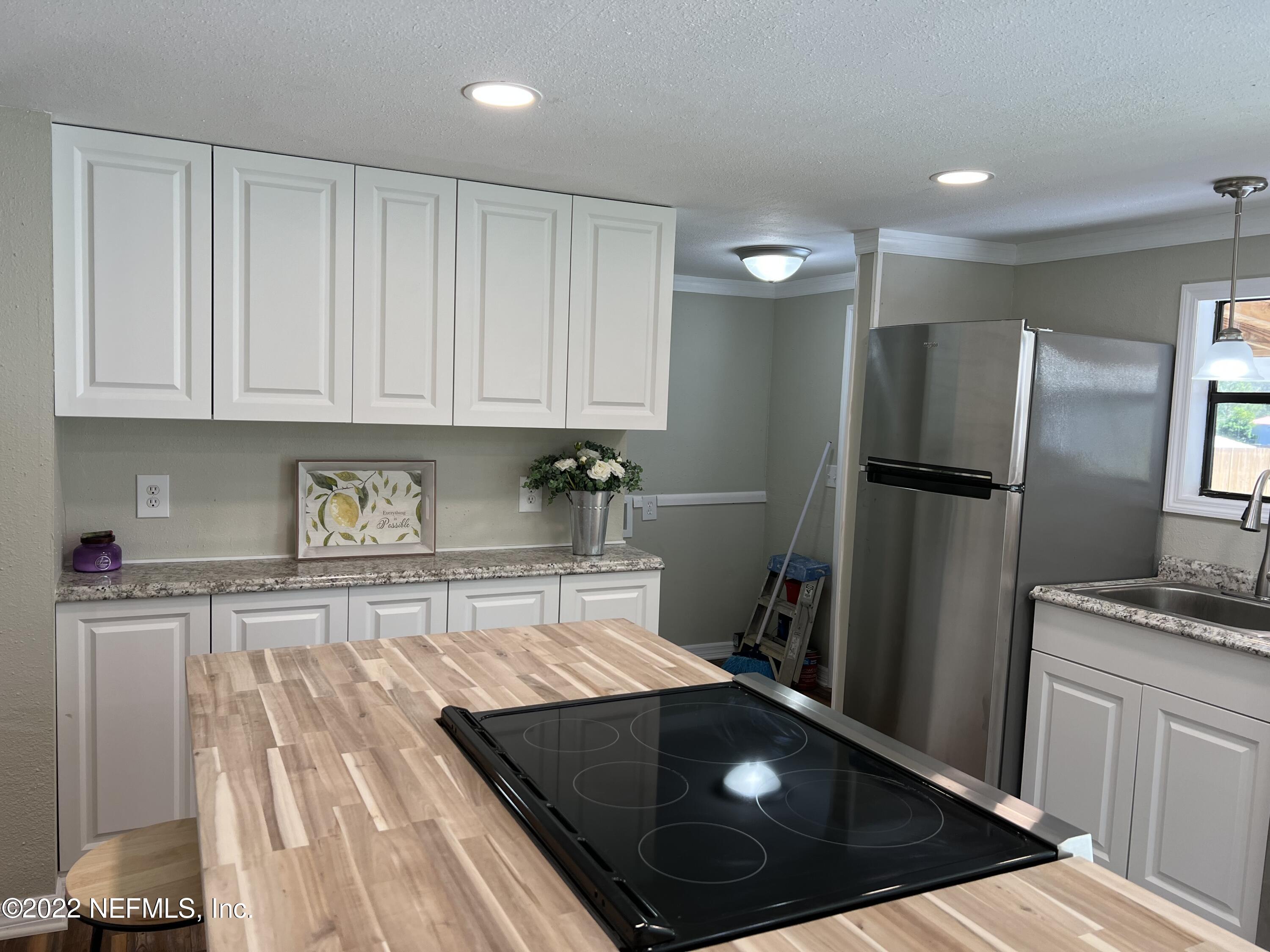 7691 Silver Sands Road Keystone Heights, FL 32656 - Photo 5 of 42 IMG_0077