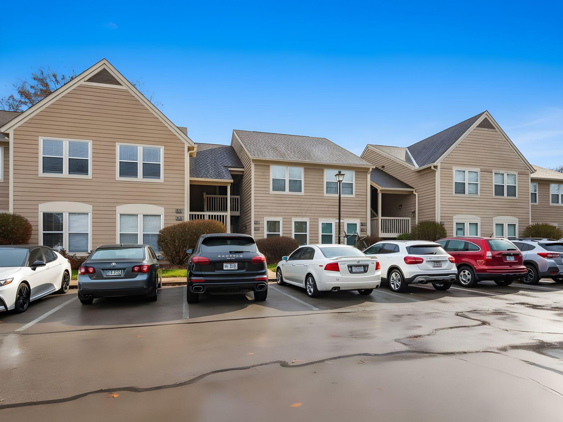 3384 Smiley Road, Unit 3384 Columbus, OH 43221 - Photo 28 of 65 028_97db9_A 3384 Smiley's 085
