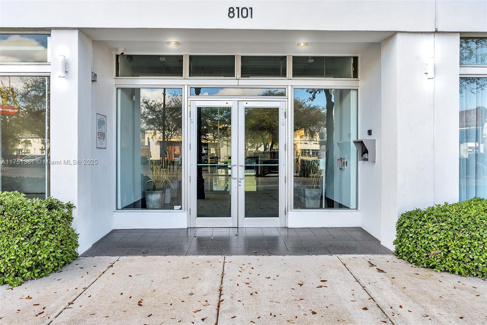 8101 Biscayne Boulevard, Unit R617 Miami, FL 33138 - Photo 2 of 27 Gallery Image 2