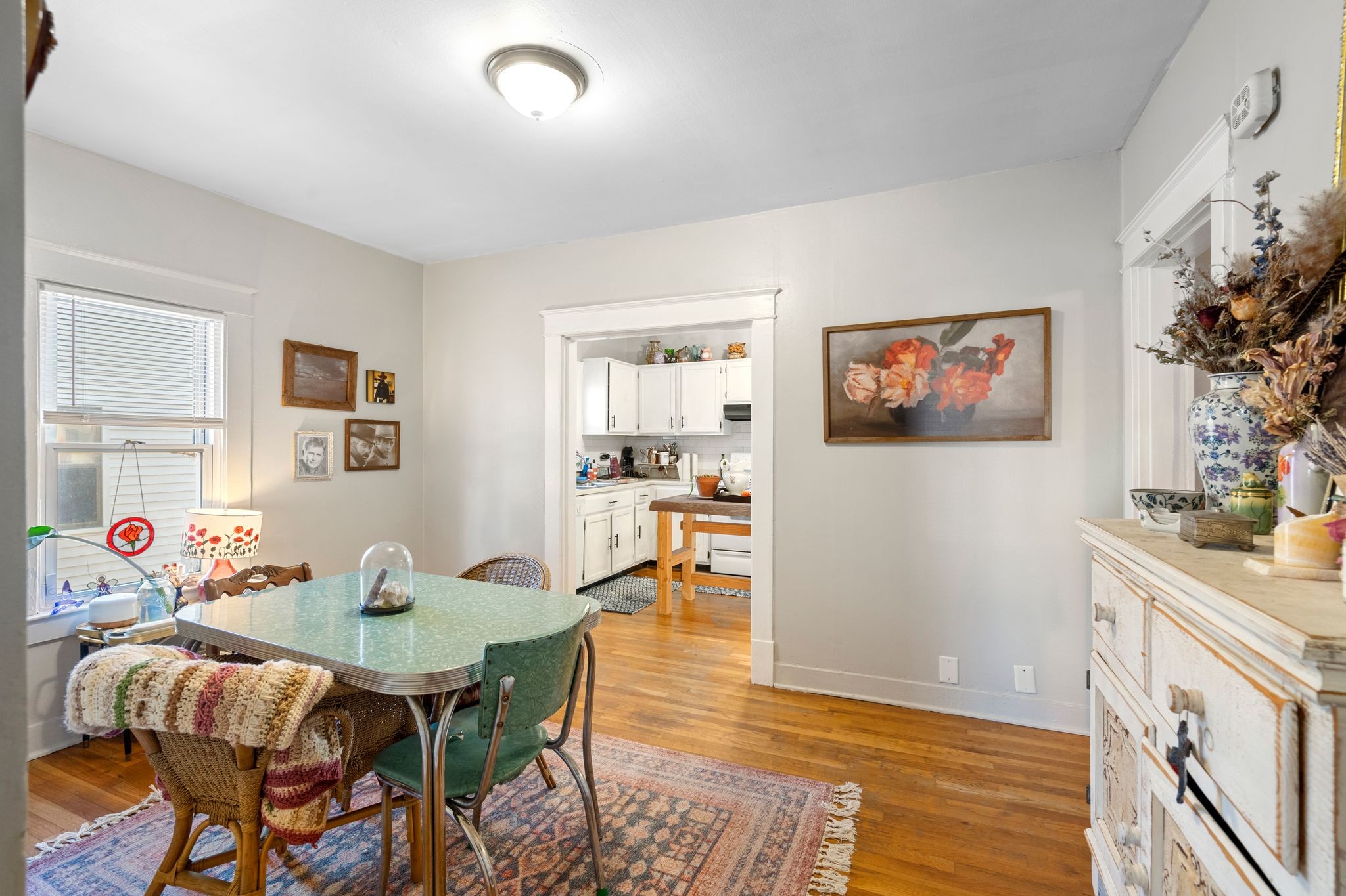 1712 County Hospital Road Nashville, TN 37218 - Photo 7 of 31 a view of a dining room with furniture and wooden floor