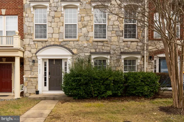 $2,600 | 1002 Hoke Lane, Fredericksburg, VA 22401