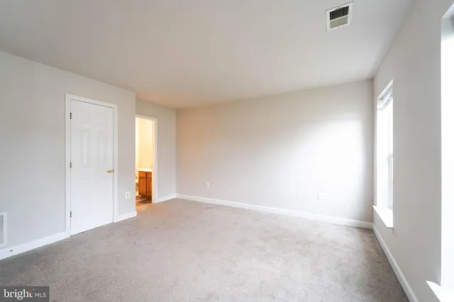 $2,600 | 1002 Hoke Lane, Fredericksburg, VA 22401