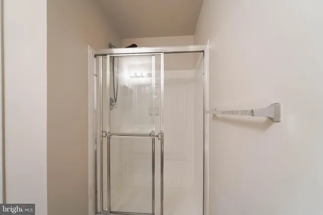 $2,600 | 1002 Hoke Lane, Fredericksburg, VA 22401