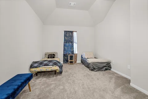 $3,100 | 17685 Martin Crk Lane, Montgomery, TX 77316