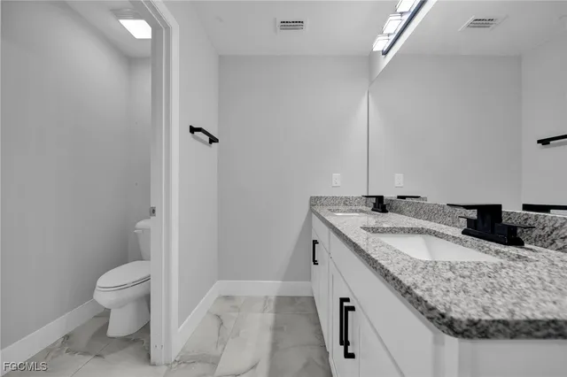 $2,300 | 3095 Northwest 4th Place, Cape Coral, FL 33993