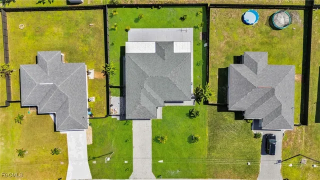 $2,300 | 3095 Northwest 4th Place, Cape Coral, FL 33993