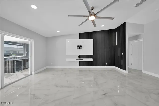 $2,300 | 3095 Northwest 4th Place, Cape Coral, FL 33993