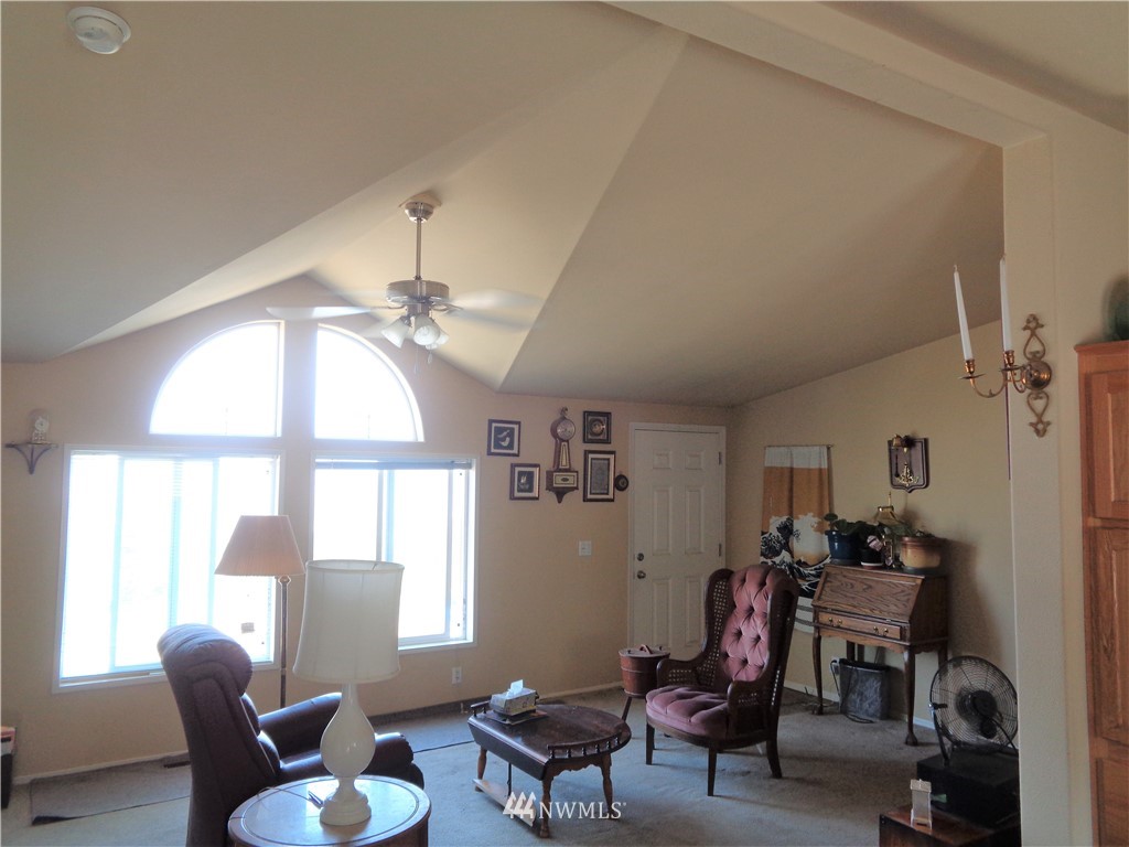 55 North Slope Road Tonasket, WA 98855 - Photo 6 of 29 Gallery Image 6