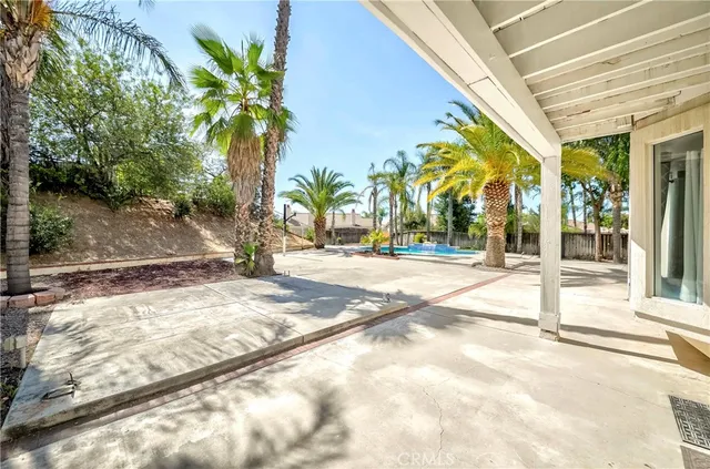 $799,999 | 23759 Heliotrope Way, Moreno Valley, CA 92557