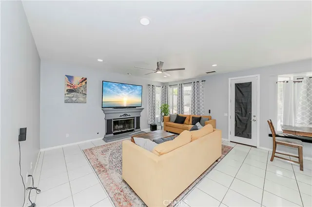 $799,999 | 23759 Heliotrope Way, Moreno Valley, CA 92557