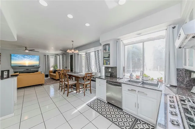 $799,999 | 23759 Heliotrope Way, Moreno Valley, CA 92557