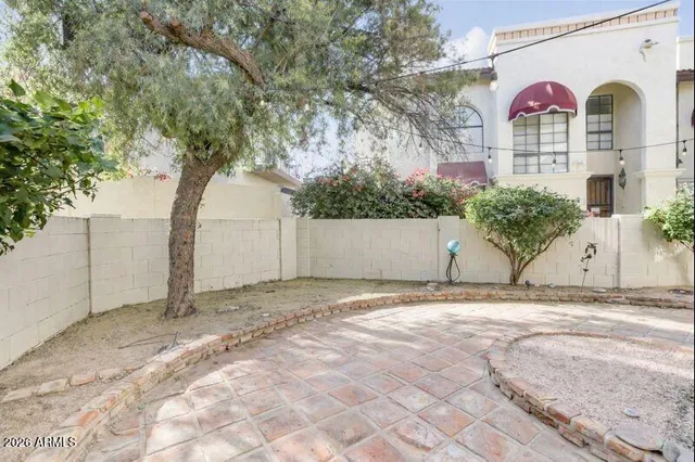 a view of outdoor space yard and front view of a house